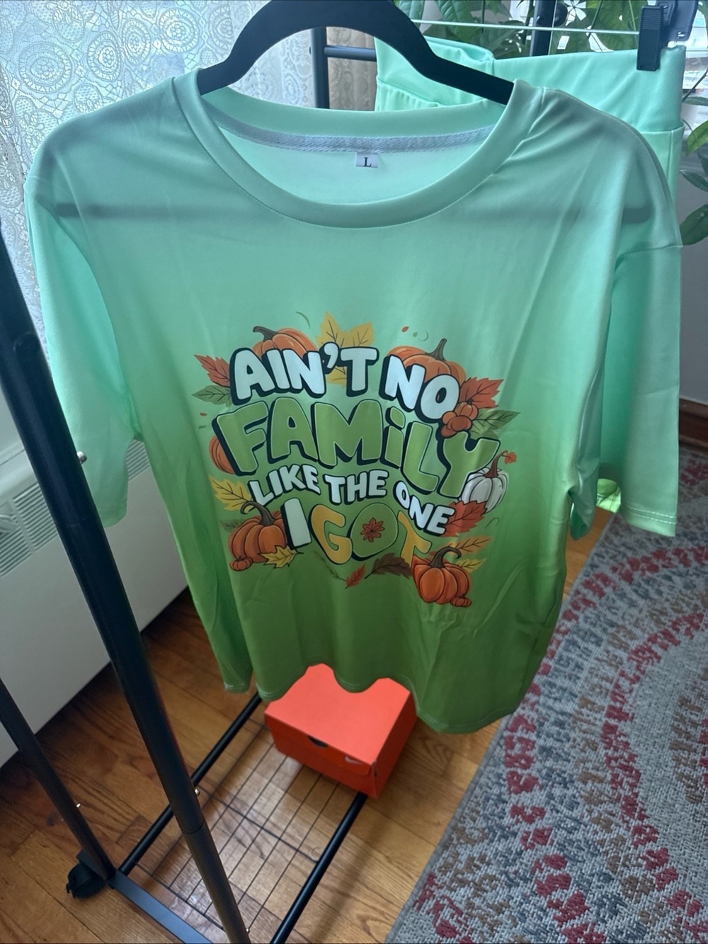 Green Graphic Tee "Ain't No Family Like The One I Got"